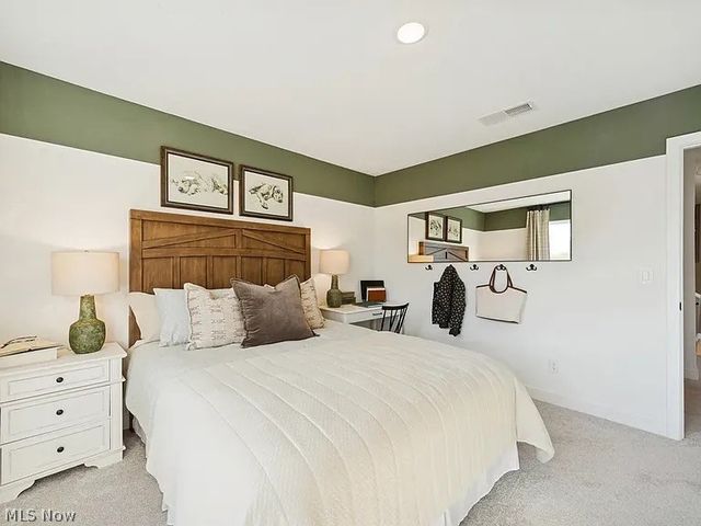 5092 Shepherds Glen, Willoughby, OH 44094