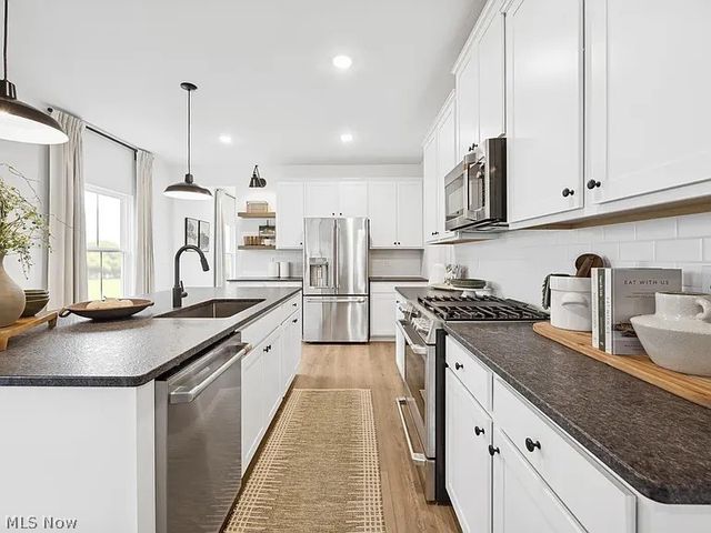 5092 Shepherds Glen, Willoughby, OH 44094
