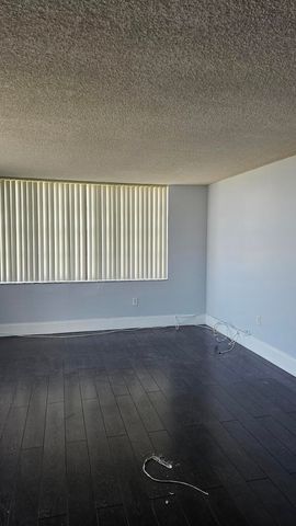 2780 NE 183rd Street 2101, Aventura, FL 33160