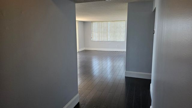 2780 NE 183rd Street 2101, Aventura, FL 33160