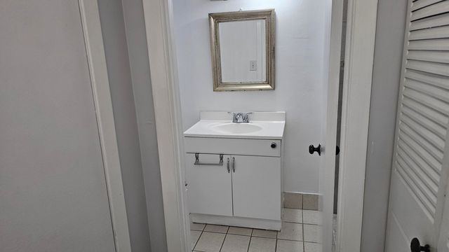2780 NE 183rd Street 2101, Aventura, FL 33160