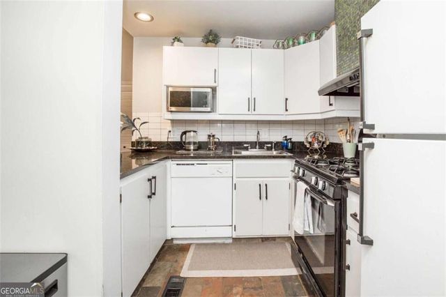 952 Myrtle Street 2, Atlanta, GA 30309