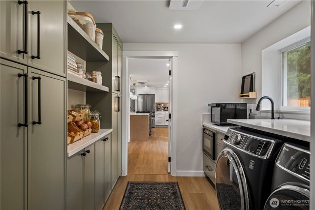 7818 NE 124th Street, Kirkland, WA 98034