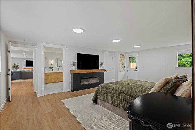 7818 NE 124th Street, Kirkland, WA 98034