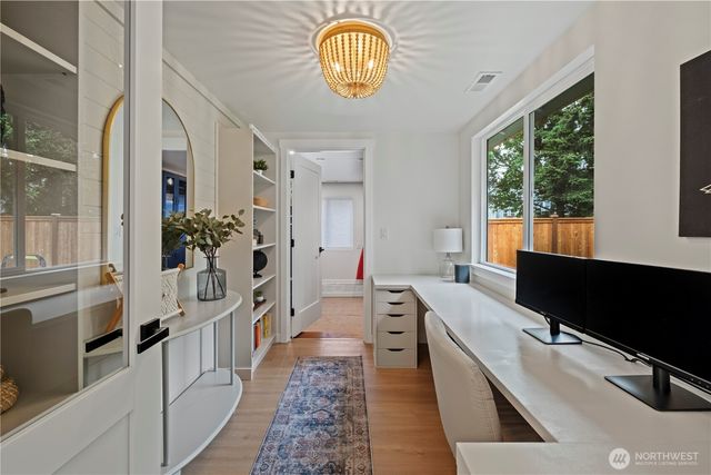 7818 NE 124th Street, Kirkland, WA 98034