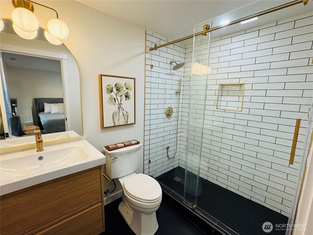 7818 NE 124th Street, Kirkland, WA 98034