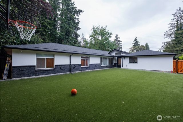 7818 NE 124th Street, Kirkland, WA 98034