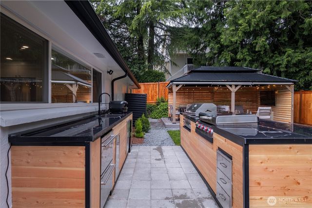 7818 NE 124th Street, Kirkland, WA 98034
