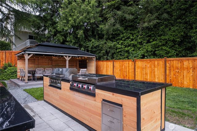 7818 NE 124th Street, Kirkland, WA 98034