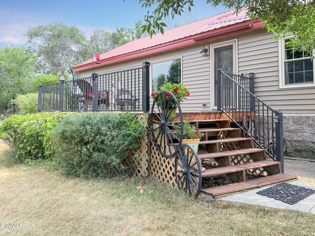 11934 6th Street NE, Cooperstown, ND 58425 photo 3