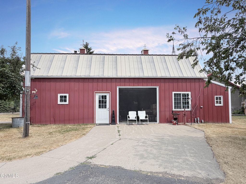 11934 6th Street NE, Cooperstown, ND 58425 photo 4