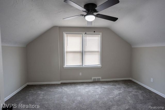 15502 Collingham Drive, Detroit, MI 48205