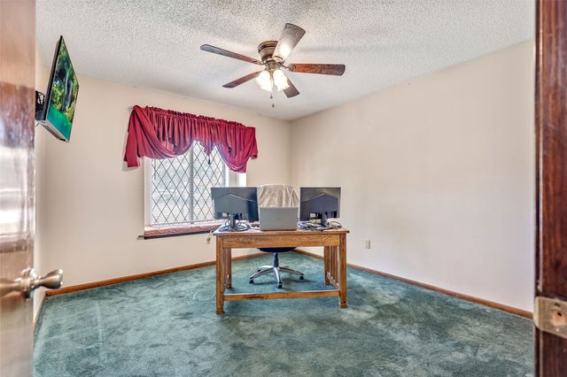 2015 Edgewood Drive, Bridgeport, TX 76426