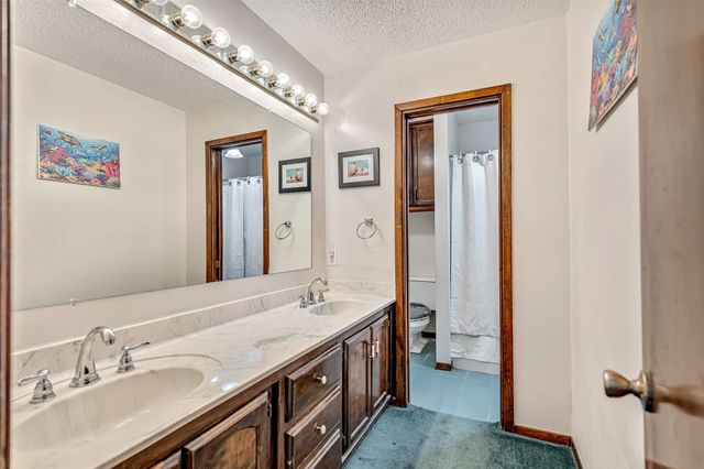 2015 Edgewood Drive, Bridgeport, TX 76426