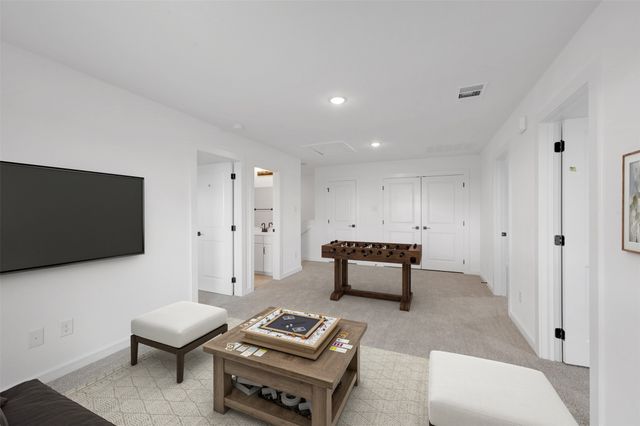 528 Brookside Drive, Van Alstyne, TX 75495