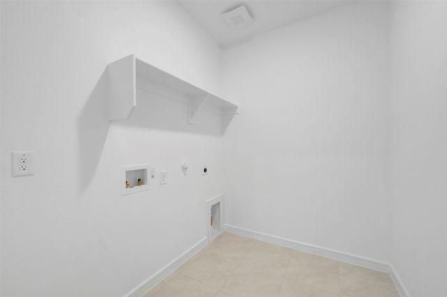 528 Brookside Drive, Van Alstyne, TX 75495