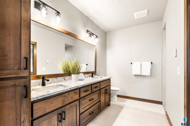 325 E 8th St Street, Tea, SD 57064