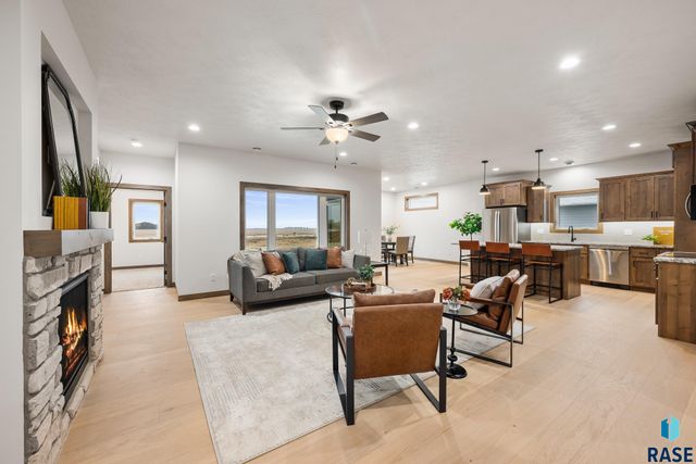 325 E 8th St Street, Tea, SD 57064