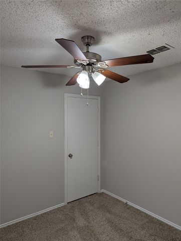 1909 Willow Vale Drive, Fort Worth, TX 76134