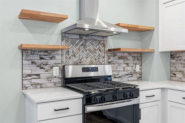 818 Rundell Street, Iowa City, IA 52240