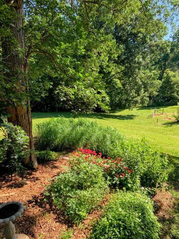 20798 White Oaks Road, Morrison, IL 61270