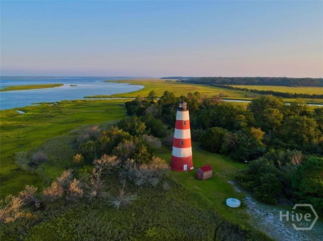 508 Second Street, Darien, GA 31305