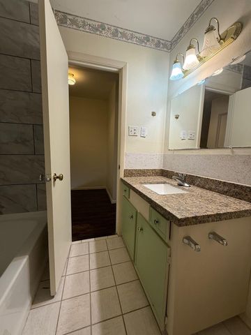 8140 Fondren Road 8140, Houston, TX 77074