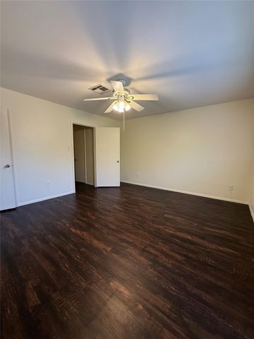 8140 Fondren Road 8140, Houston, TX 77074