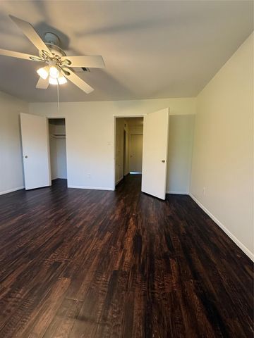 8140 Fondren Road 8140, Houston, TX 77074