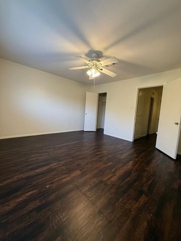8140 Fondren Road 8140, Houston, TX 77074