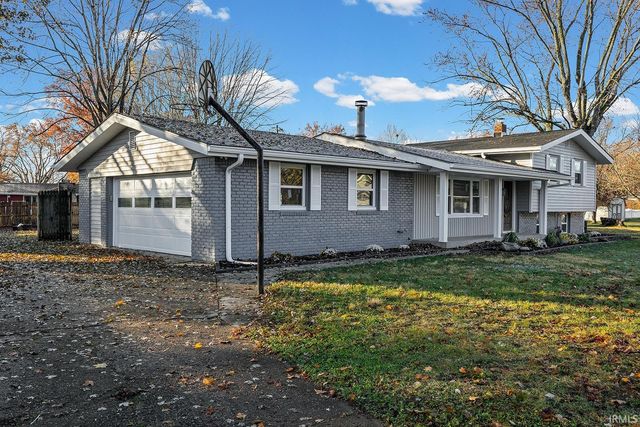1406 Meadowbrook Court, Lafayette, IN 47905