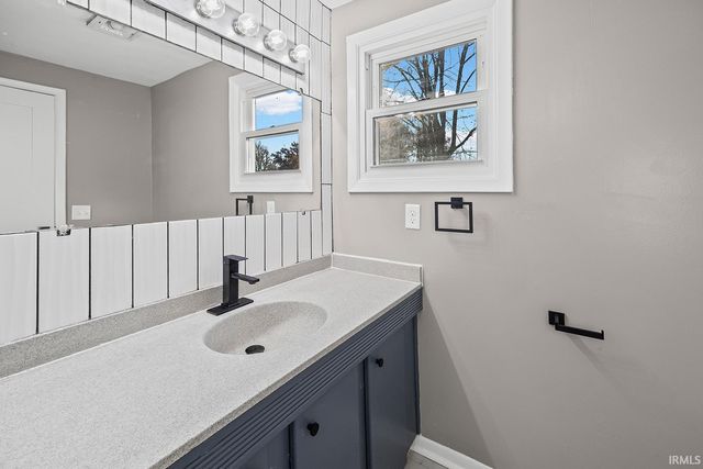 1406 Meadowbrook Court, Lafayette, IN 47905