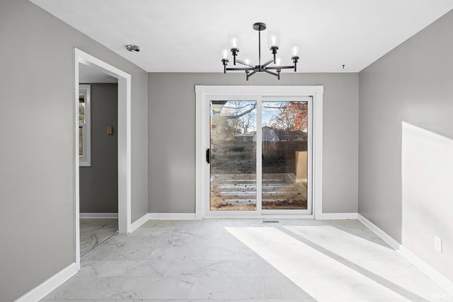 1406 Meadowbrook Court, Lafayette, IN 47905