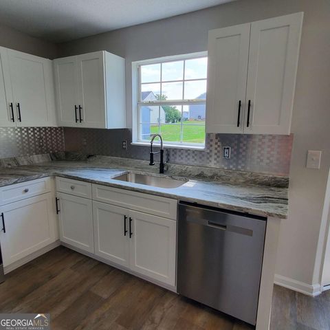 833 Kendall Park Drive, Winder, GA 30680