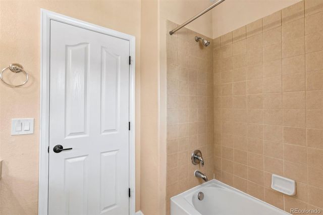 25411 E Indore Drive, Aurora, CO 80016