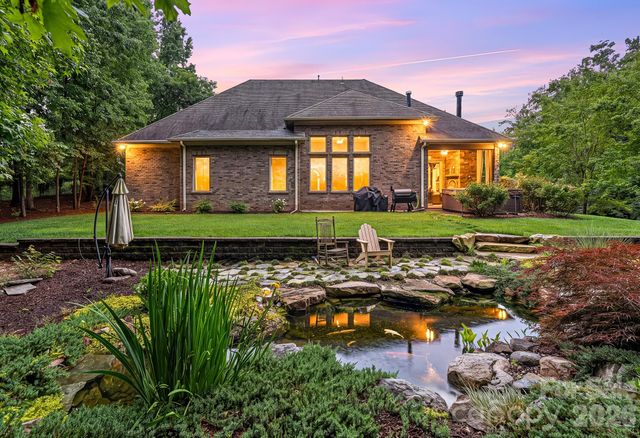 1206 Delaney Drive, Matthews, NC 28104