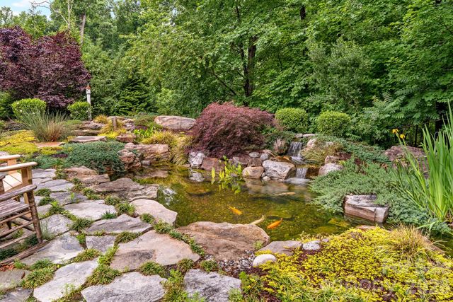 1206 Delaney Drive, Matthews, NC 28104