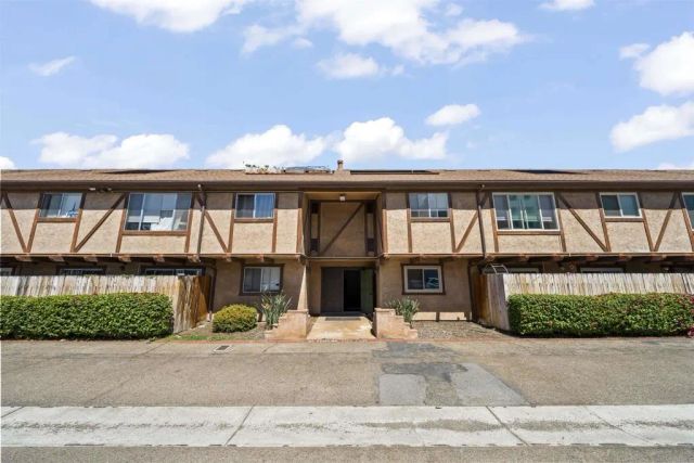 465 Fourth Avenue 8, Chula Vista, CA 91910