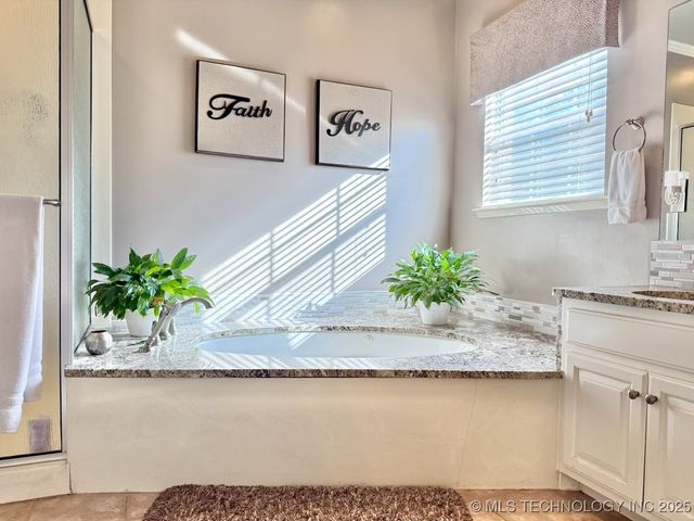 9524 S 87TH East Avenue, Tulsa, OK 74133