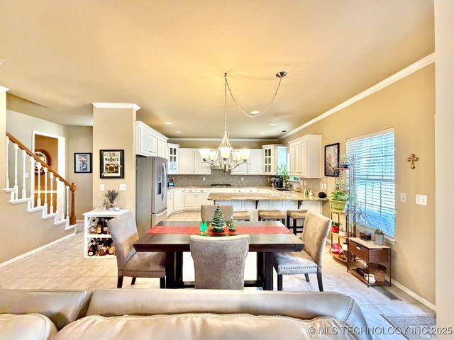 9524 S 87TH East Avenue, Tulsa, OK 74133