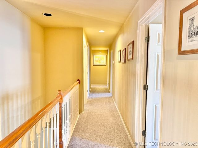 9524 S 87TH East Avenue, Tulsa, OK 74133