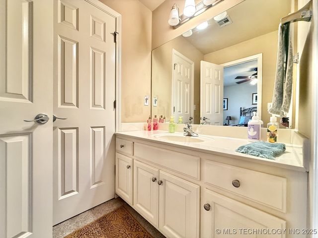 9524 S 87TH East Avenue, Tulsa, OK 74133