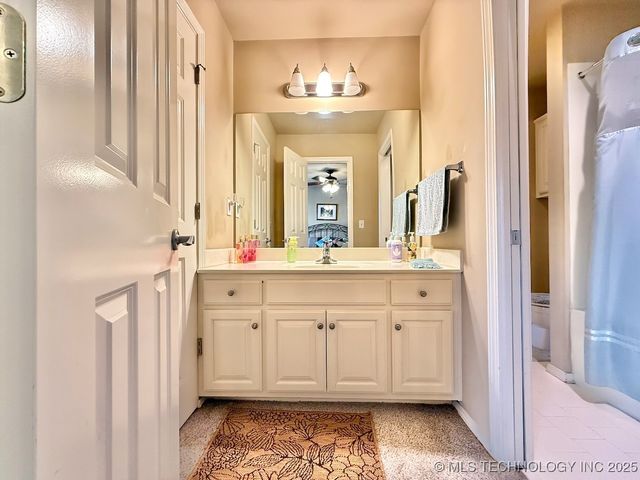 9524 S 87TH East Avenue, Tulsa, OK 74133