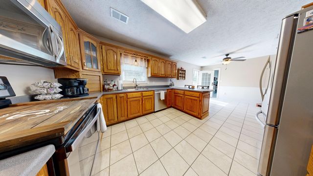 2563 Schoolhouse Hill Road, Mt Vernon, KY 40456