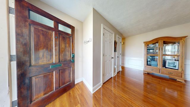 2563 Schoolhouse Hill Road, Mt Vernon, KY 40456