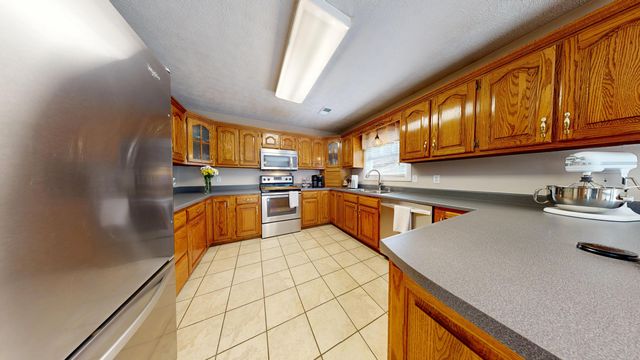 2563 Schoolhouse Hill Road, Mt Vernon, KY 40456