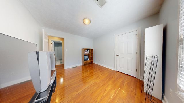 2563 Schoolhouse Hill Road, Mt Vernon, KY 40456