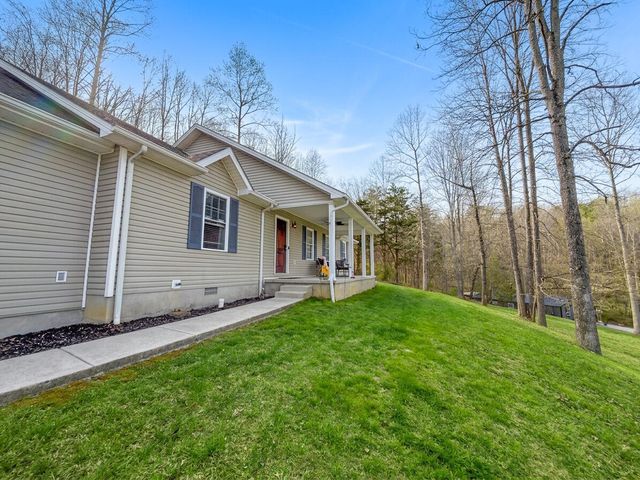 2563 Schoolhouse Hill Road, Mt Vernon, KY 40456