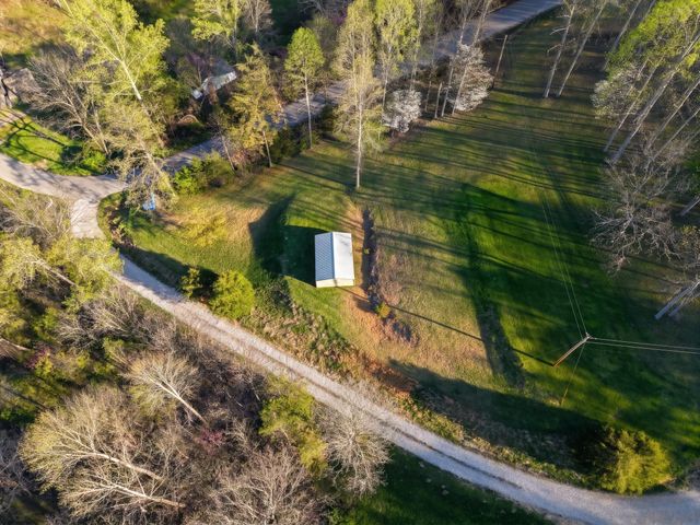 2563 Schoolhouse Hill Road, Mt Vernon, KY 40456