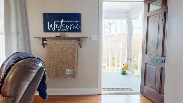 2563 Schoolhouse Hill Road, Mt Vernon, KY 40456